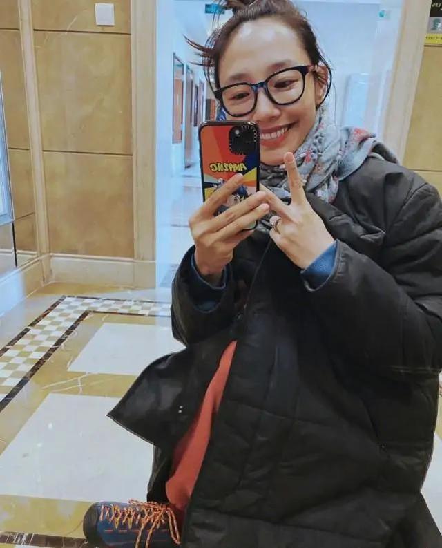 白百合的儿子几岁了，白百合陈羽凡离婚（13岁大儿子让她“别减肥”）