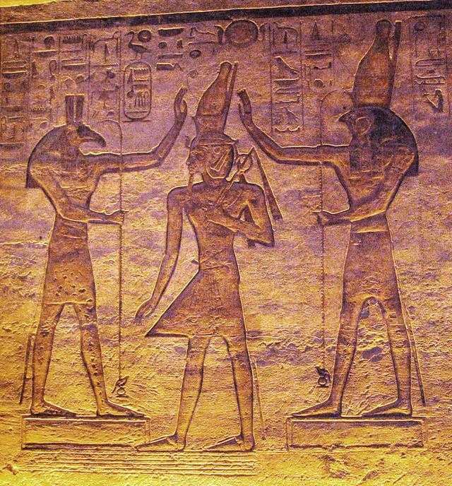 云神和沙神的故事云神和沙神的故事，天空神对阵沙漠神——古埃及第一神朝的权力争战