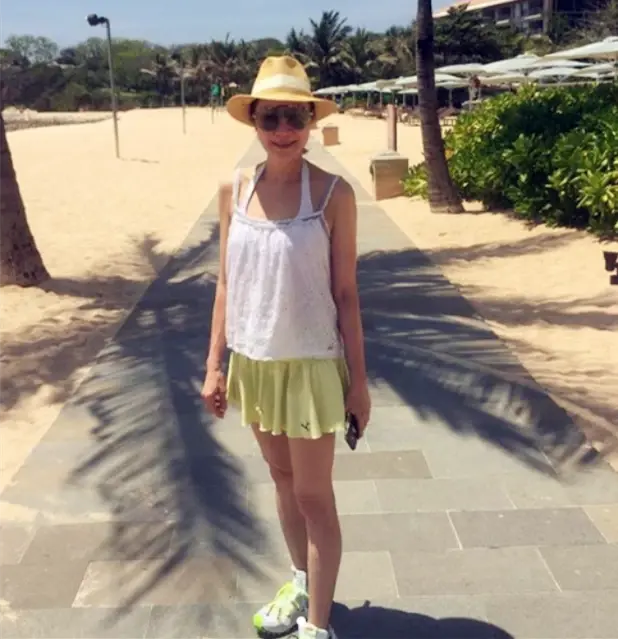 老奶奶的简笔画，简笔画老奶奶的画法（杨紫琼与79岁妈妈同框卖萌似姐妹）