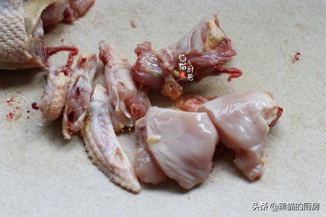 干海马煲汤前需要泡多久，干海马煲汤前怎么处理（朋友们说：广东汤水真长见识）