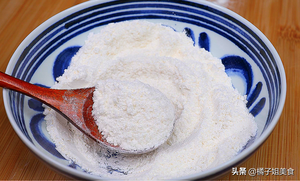 图片[4]-零失败烤箱食谱：空心芝麻大饼家庭做法！ 酥脆掉渣 孩子抢着-起舞食谱网