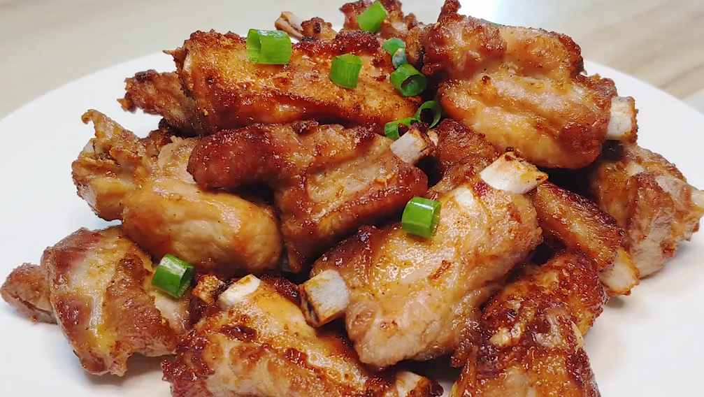 【蒜香排骨】做法步驟圖 看得直流口水 大人小孩都愛吃-起舞食譜網