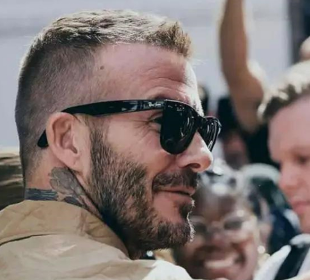 男生晚上海边拍照技巧，男生晚上海边拍照技巧视频（男士墨镜要想戴出品位）