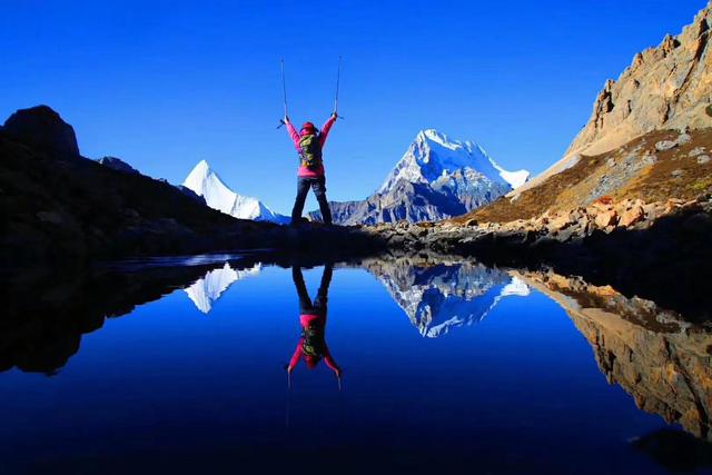 稻城海拔是多少，稻城海拔多少米会有高原反应吗有老虎吗（为什么有些游客说不去后悔一生）