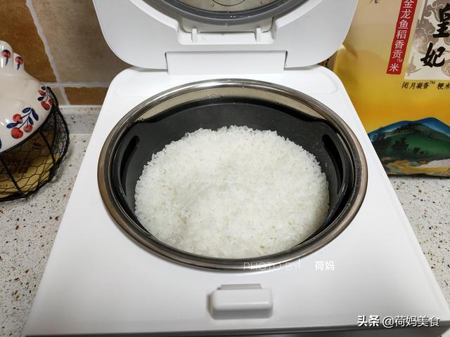 芹菜炒牛肉，芹菜炒牛肉的功效与作用（芹菜炒牛肉我家经常吃）
