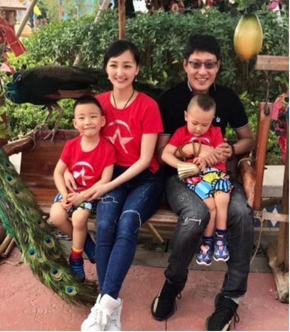 “马云飞”于震：家暴妻子流产，2婚娶小13岁娇妻，40岁生二胎