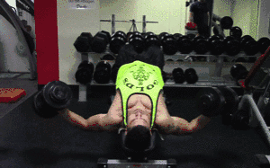 胸肌怎么练最快出轮廓，胸肌怎么练最快出轮廓纹（这篇文章告诉你怎么做）