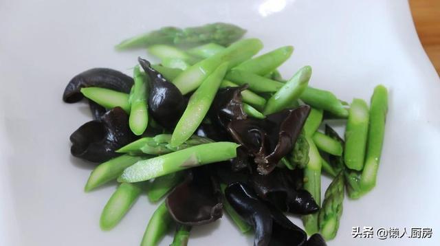 带子是什么海鲜，带子是什么（教你一种高档的做法）