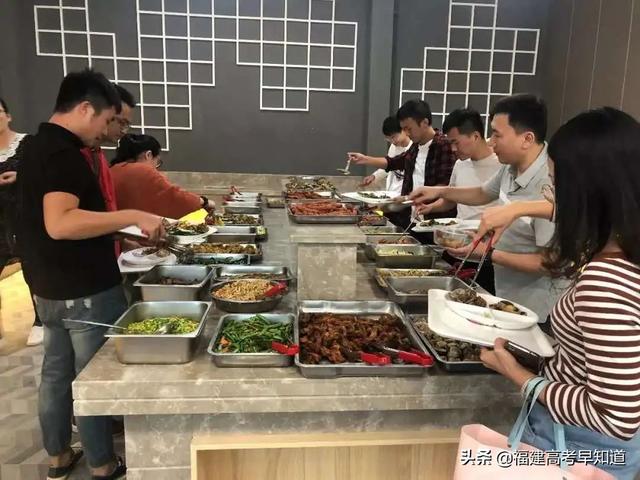 厦门东海学院怎么样，厦门东海职业技术学院怎么样（福建省专科院校食宿条件大比拼）