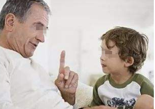 小龙人歌词，小龙人歌词歌曲歌词（27年前火爆全国的《小龙人》）