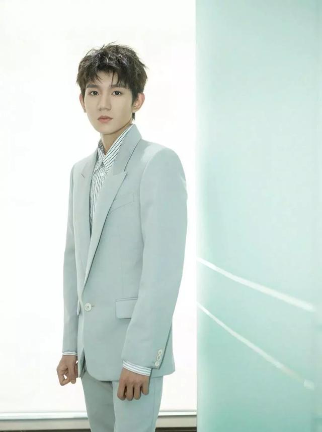 王源抽烟吗 王源会不会抽烟，王源抽烟吗（年少成名，却因吸烟人设崩塌）