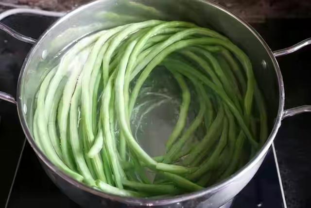 如何将蔬菜晒成干菜，把5款蔬菜晒成干