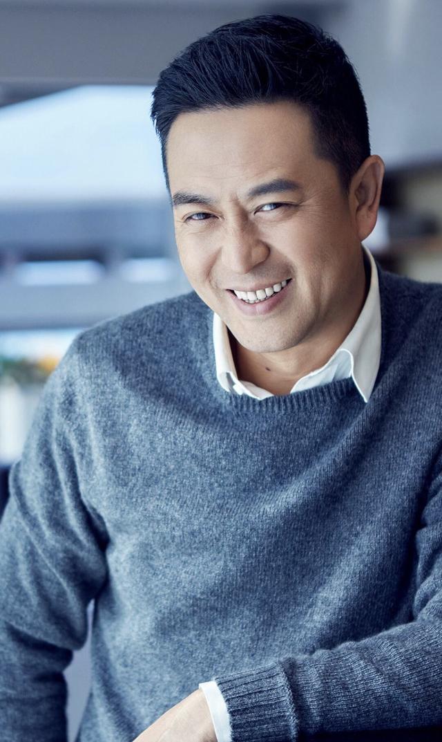 张嘉译个人资料，张嘉译个人资料及图片（“影帝”张嘉译戒“麻瘾”）