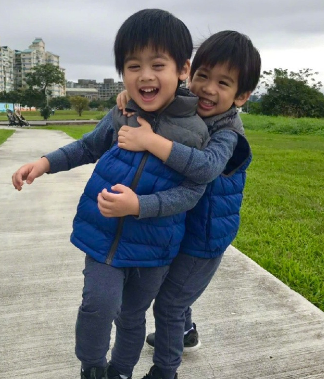 林志颖的儿子叫什么名，林志颖儿子叫什么名字（但俩孩子身高相差太多）