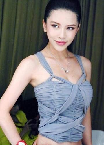 潘霜霜 林峰，前任潘霜霜心机曝床照、吴千语拜金出轨