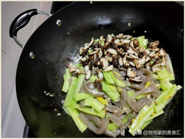 魔芋豆腐的做法，鲜魔芋豆腐详细制作方法（它是天然“燃脂菜”）