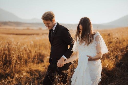 让老婆放弃离婚的办法，老婆拒绝沟通非要离婚