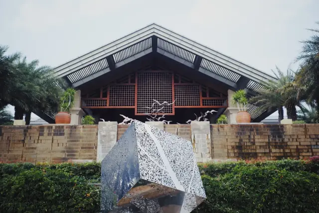 昆明周边好玩的地方，昆明周边好玩的地方有哪些（来到四季如春的昆明）