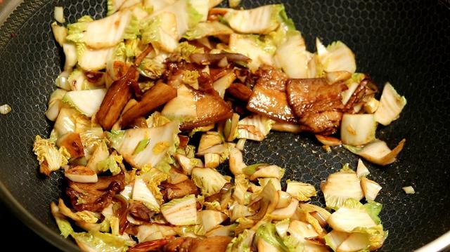 小白菜炖豆腐，大厨教你3个小窍门