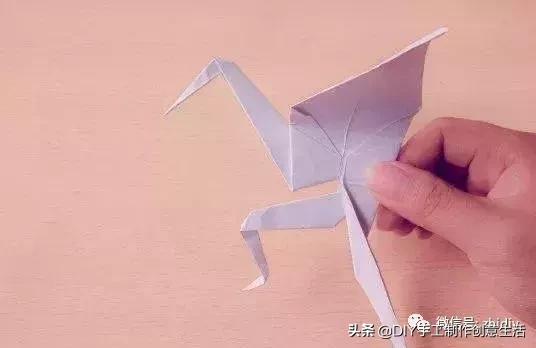 纸鹤怎么折图片 步骤,怎样折千纸鹤(怎么折纸鹤) 纸鹤怎么折图片 步骤,怎样折千纸鹤(怎么折纸鹤)