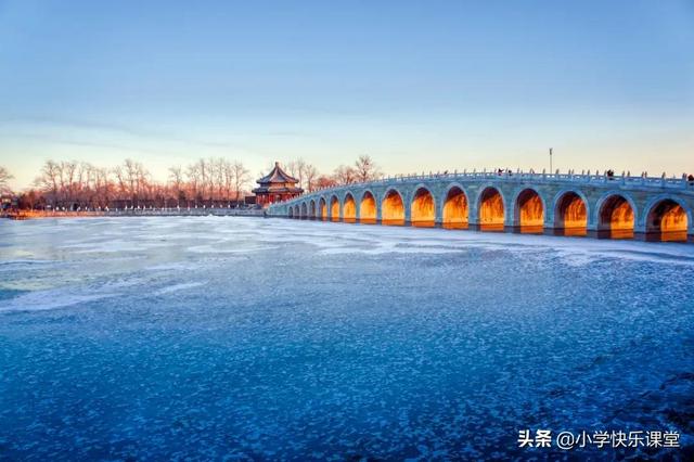 什么什么真美作文700字，什么什么真美作文700字初中（中小学优秀作文赏析——参观颐和园作文500字）