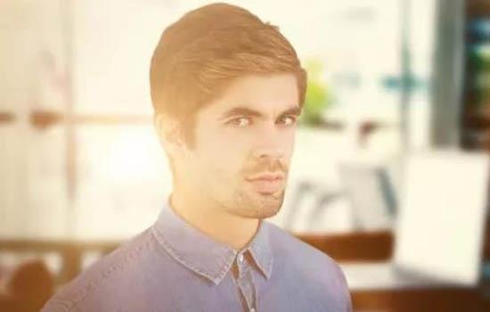 椭圆脸适合什么发型男，椭圆形脸型男适合什么发型（椭圆形脸型男适合什么发型图片）