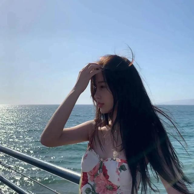 虞书欣！！！，微信头像，虞书欣！！！（虞书欣头像合集总有一张你喜欢）