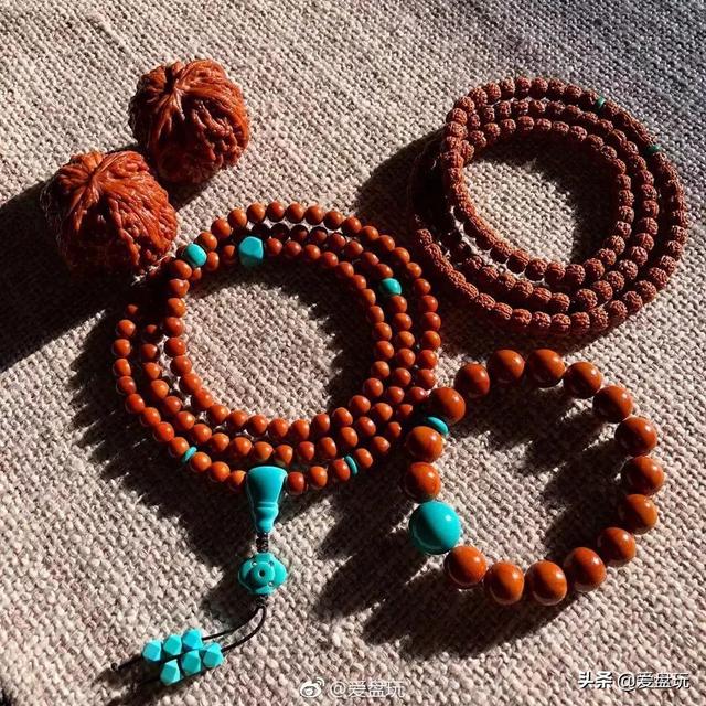 野桃核手串最忌讳，野生小核桃手串（冬天要来了，盘什么串最靠谱）