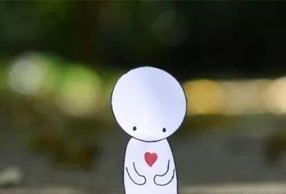 从小缺爱的女孩长大后有多辛苦？