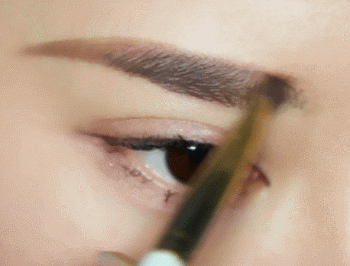 如何修眉与画眉教你方法让你拥有最漂亮的眉形，简单修眉和画眉技巧,我一步步教你（四款超详细画眉教程）