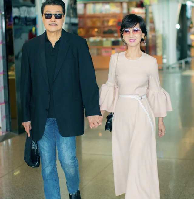 《新白娘子》27年后，叶童和赵雅芝两种命运：和谁结婚真的不一样