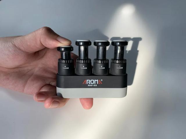 拉筋板使用方法，拉筋板使用方法图（低至16元的平价运动好物）