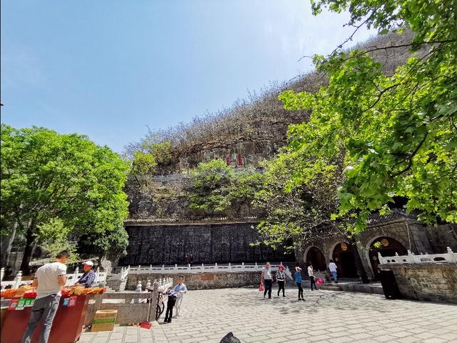 雲夢山自然風景區位於河南省鶴壁市淇縣西部,為國家4a級景區.