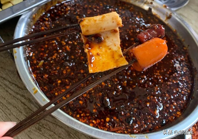 甜不辣是什么，甜不辣是什么菜（成都这家火了20年甜不辣）