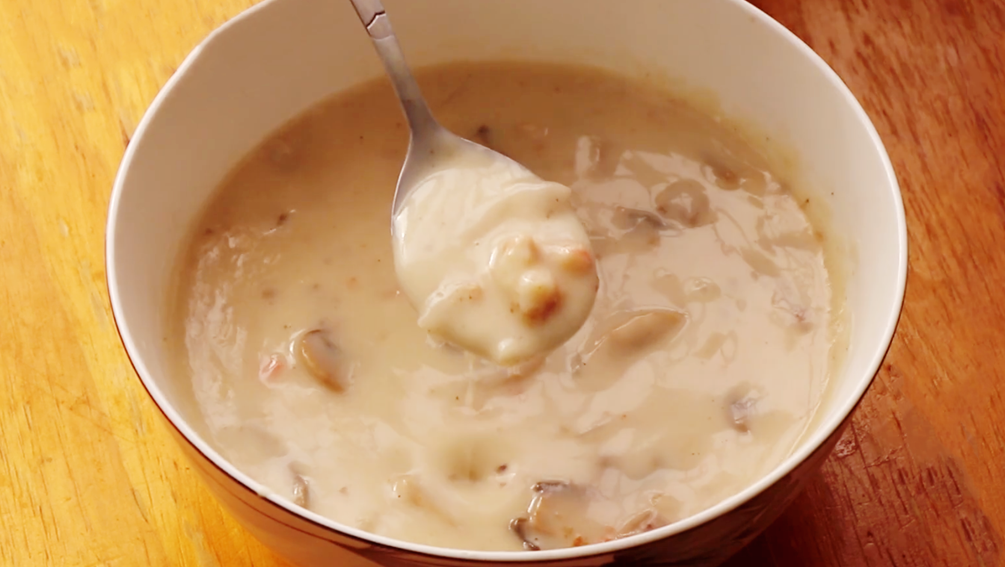 【奶油蘑菇汤】做法步骤图 奶香浓郁 家人特爱吃-起舞食谱网