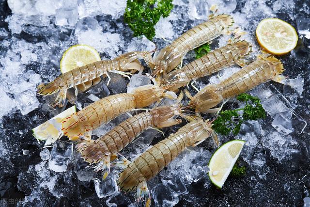 皮皮虾怎么吃，皮皮虾怎么处理干净（这样做鲜嫩Q弹不回缩）