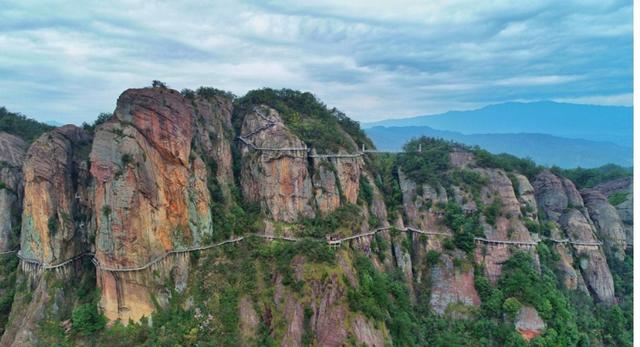 岳阳旅游景点大全，岳阳周边一日游10个必去景点（不错过任何风景的攻略——游遍中国第十一站）