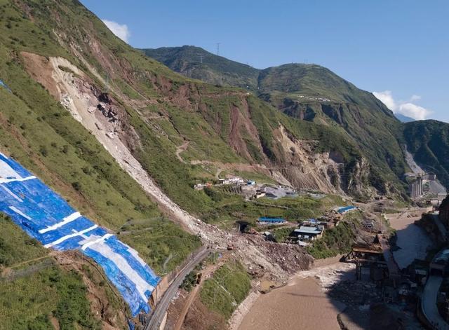 好工长之家官网，好工长之家官网费用（抢险勇士的生死抉择）