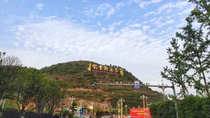 贵阳到梵净山(去梵净山坐高铁到哪下)