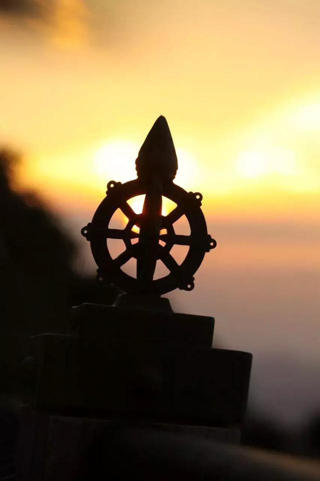 三大佛祖是谁，如来佛和释迦牟尼是一个人吗