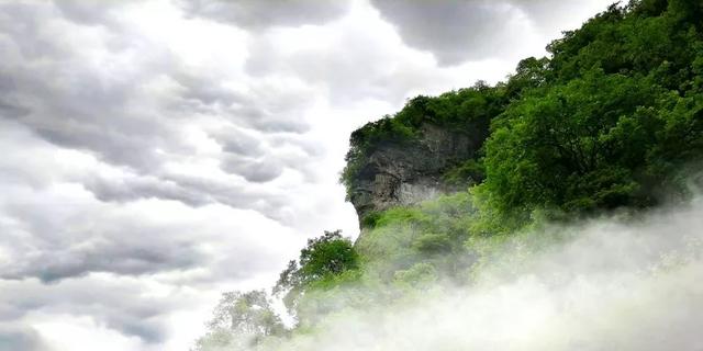 甘洛县美食，甘洛县美食美客食品店在哪儿（私藏彩林、金黄梯田、高山海子…）