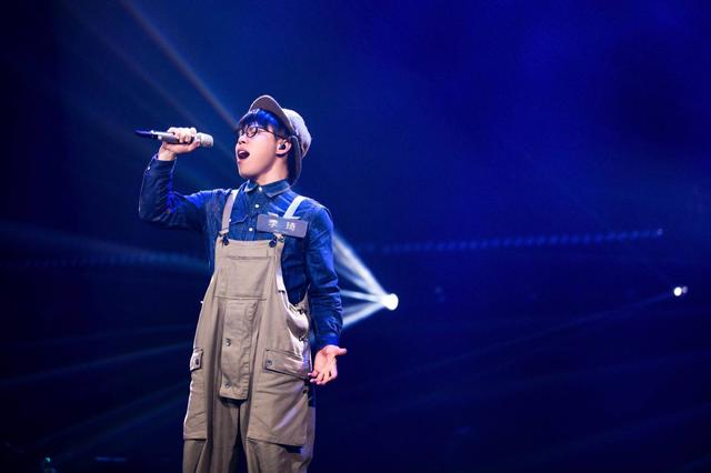 唱歌好听简单的技巧，什么是唱歌的技巧（怎么让自己唱歌变好听呢）