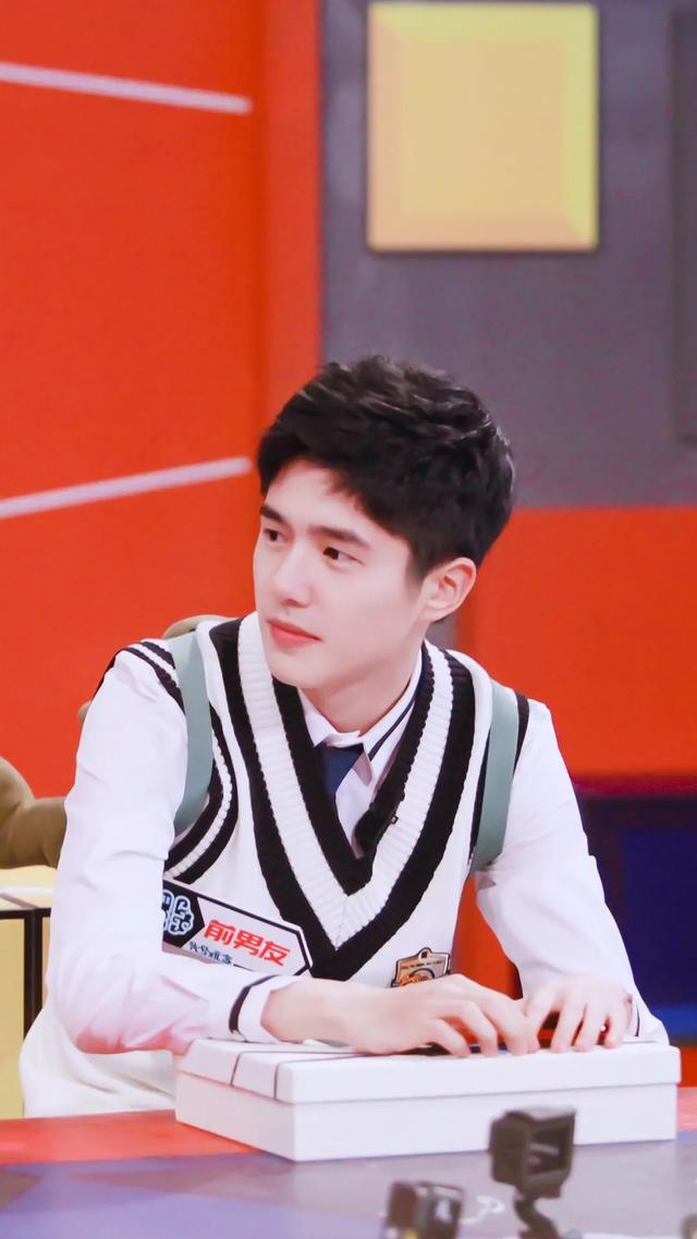 男生头像 刘昊然小哥哥 帅到犯规微信，男生头像 刘昊然小哥哥 帅到犯规（壁纸 ， 帅气的刘昊然）