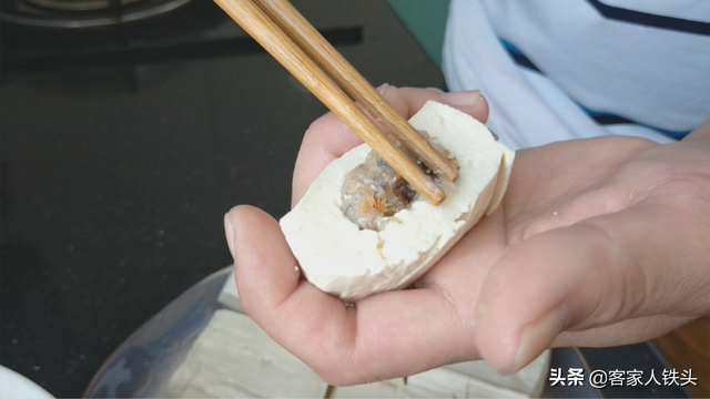 豆腐鱼的家常做法简单又好吃，出锅孩子吃撑还想吃