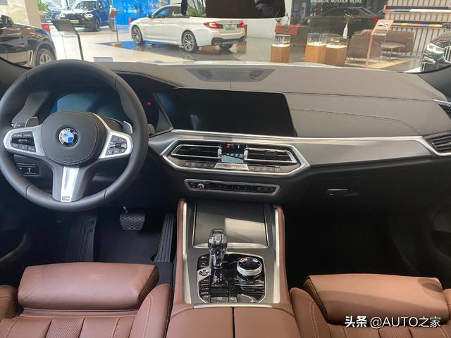 宝马x6价格多少钱一辆，宝马X62021款最低价格是多少钱（4.4T+8AT）