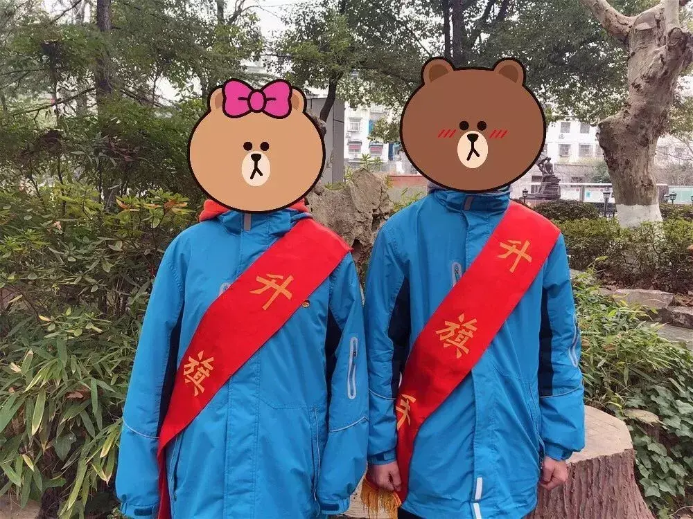 南京外国语学校校服（南京最丑校服花落谁家）