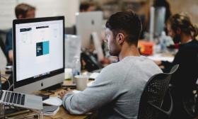 word怎么一次添加多行，如何在wps的word表格中一次添加多行（怎样一次性插入多个空白行）