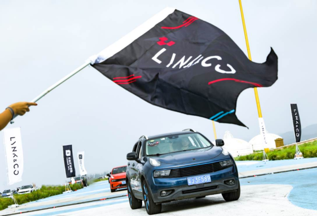lynkco是什么车，lynkco是什么车价（开启草原别样玩法）