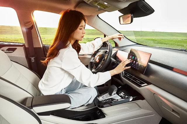 中国元素头像 古风闺蜜春游头像微信，中国元素头像 古风闺蜜春游头像（元Pro保驾护航）