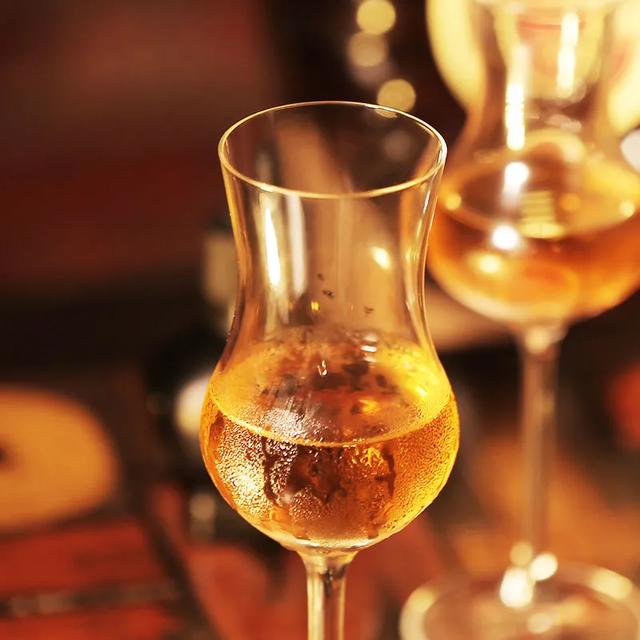 威士忌怎么喝,杰克丹尼威士忌怎么喝(从酒杯选择到三种经典喝法) 威士忌怎么喝,杰克丹尼威士忌怎么喝(从酒杯选择到三种经典喝法)